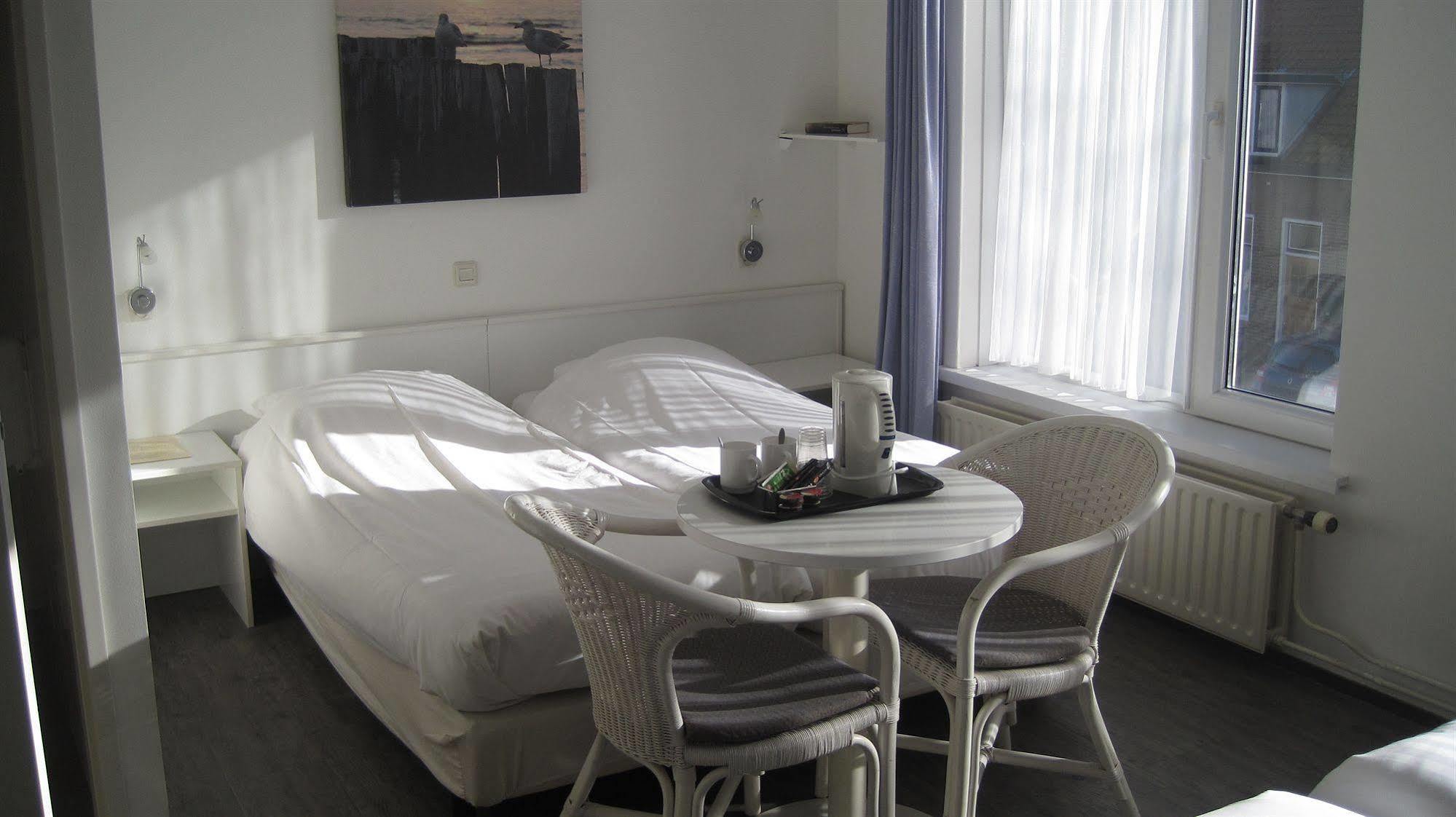 Hotel Restaurant Anno Nu Oostkapelle Bagian luar foto